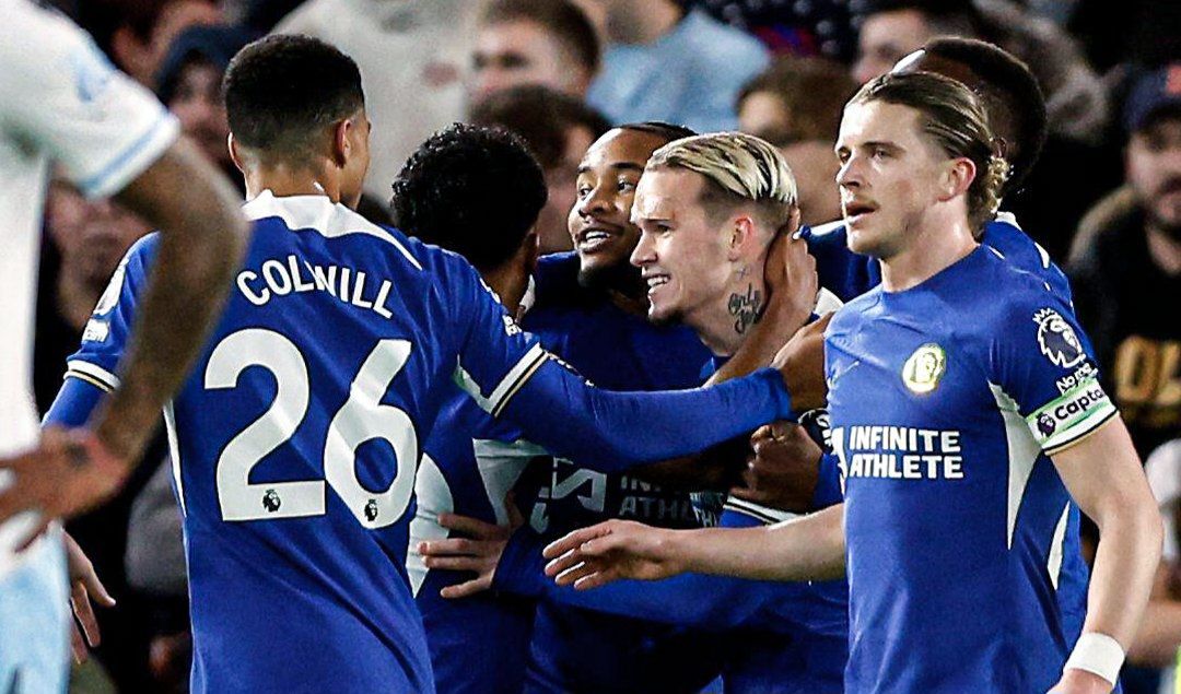 Mykhaylo Mudryk mencetak gol di laga lanjutan Liga Inggris yang mempertemukan Chelsea vs Crystal Palace yang berlangsung di Stadion Stamford Bridge, London, 27 Desember 2023