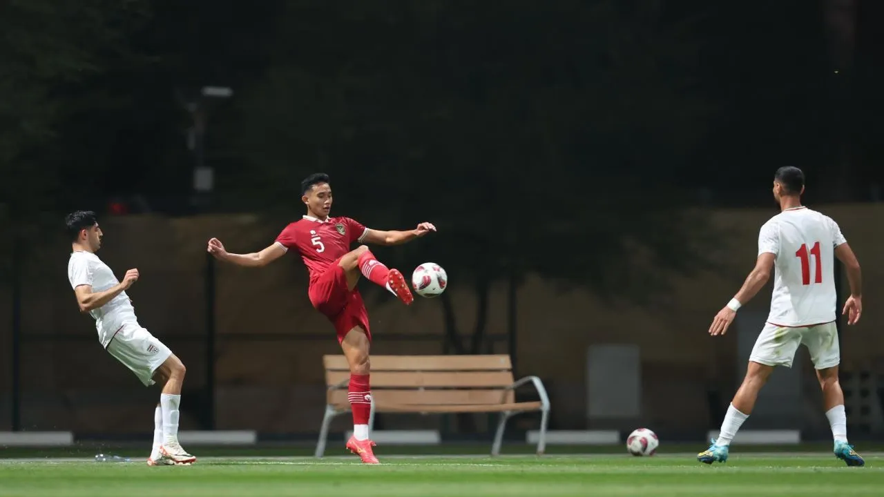 Timnas Indonesia vs Iran dalam laga uji coba jelang Piala Asia 2023, Selasa (9/1/2024)/Doc PSSI