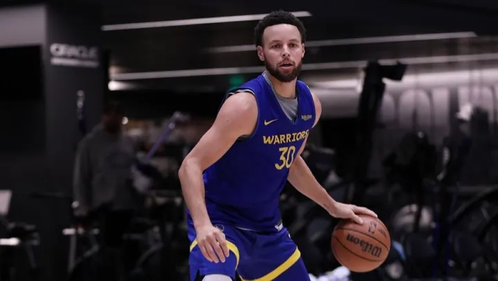 Pemain Golden State Warrios, Stephen Curry/Twitter Golden State