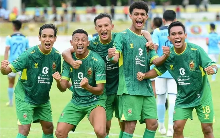 Pemain Sriwijaya FC selebrasi usai menang 3-0 atas Perserang, Jumat (12/1/2024)/dok. Sriwijaya FC.