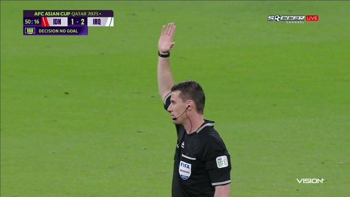 Wasit Ilgiz Tantashev yang memimpin jalannya pertandingan Indonesia vs Irak, Senin (15/1/2024) malam WIB/tangkapan layar Vision+.