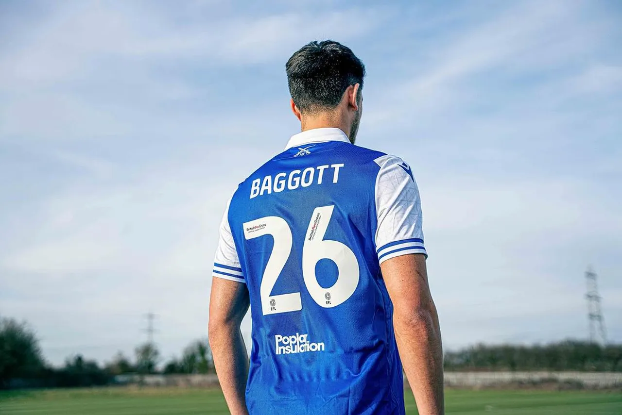 Untuk Kedua Kalinya Elkan Baggott Absen Memperkuat Bristol Rovers