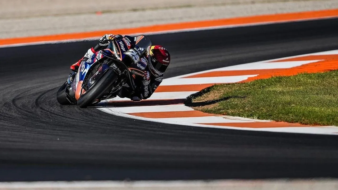 Raul Fernandez Terpaksa Absen dari Tes Pramusim MotoGP Sepang