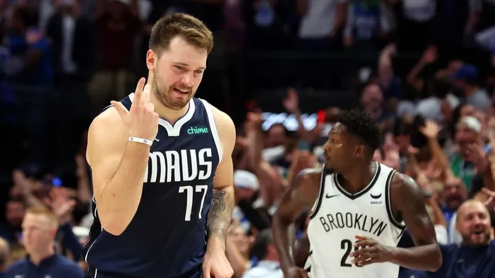 Dallas Maverick vs Brooklyn Nets di NBA/Twitter Due Rebote