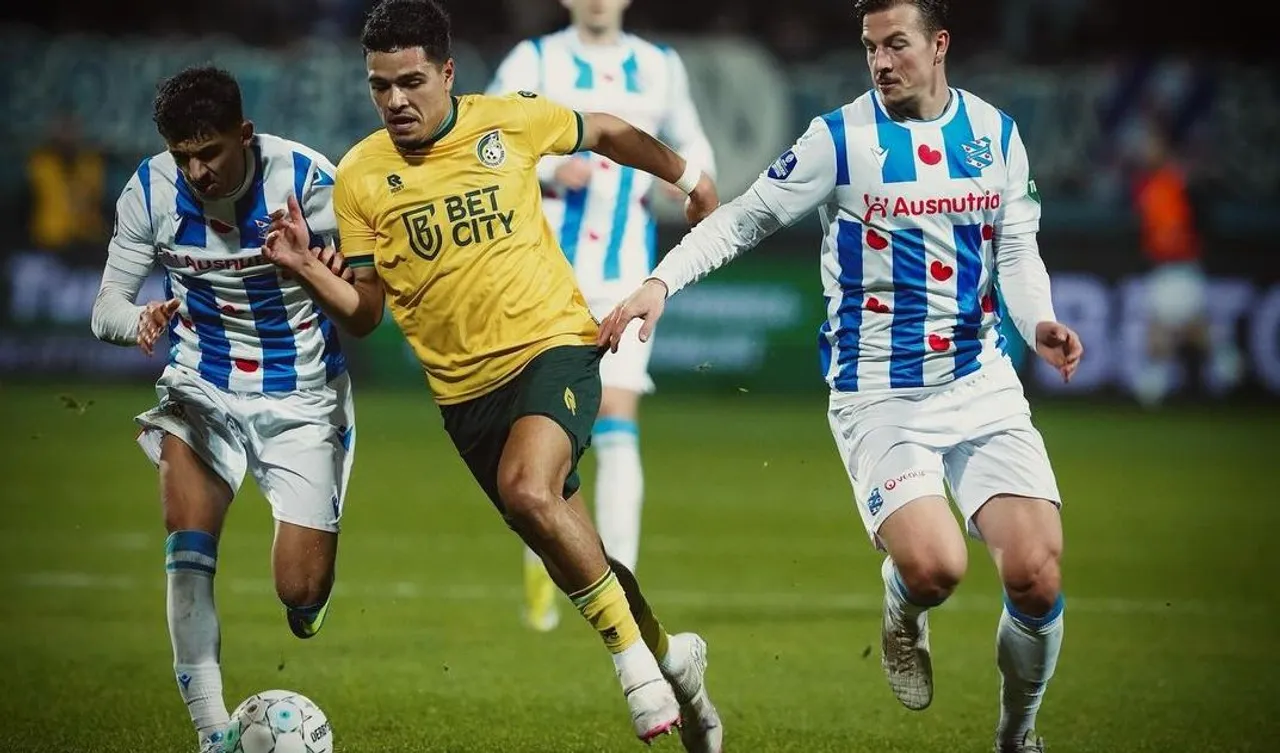 Link Live Streaming Fortuna Sittard vs PEC Zwolle Pukul 00.45 WIB