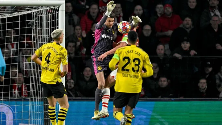 Statistik PSV vs Dortmund, Die Borussen Tahan Imbang Tuan Rumah