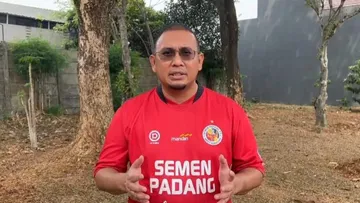 Mertua Arhan Sentil Gubernur Sumbar Soal Renovasi Stadion HAS