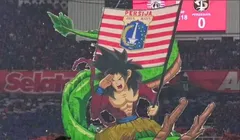 persija dan dragon ball.jpg - Koreo Dragon Ball saat Persija lawan Persebaya Surabaya di SUGBK pada 30 Juli 2023.