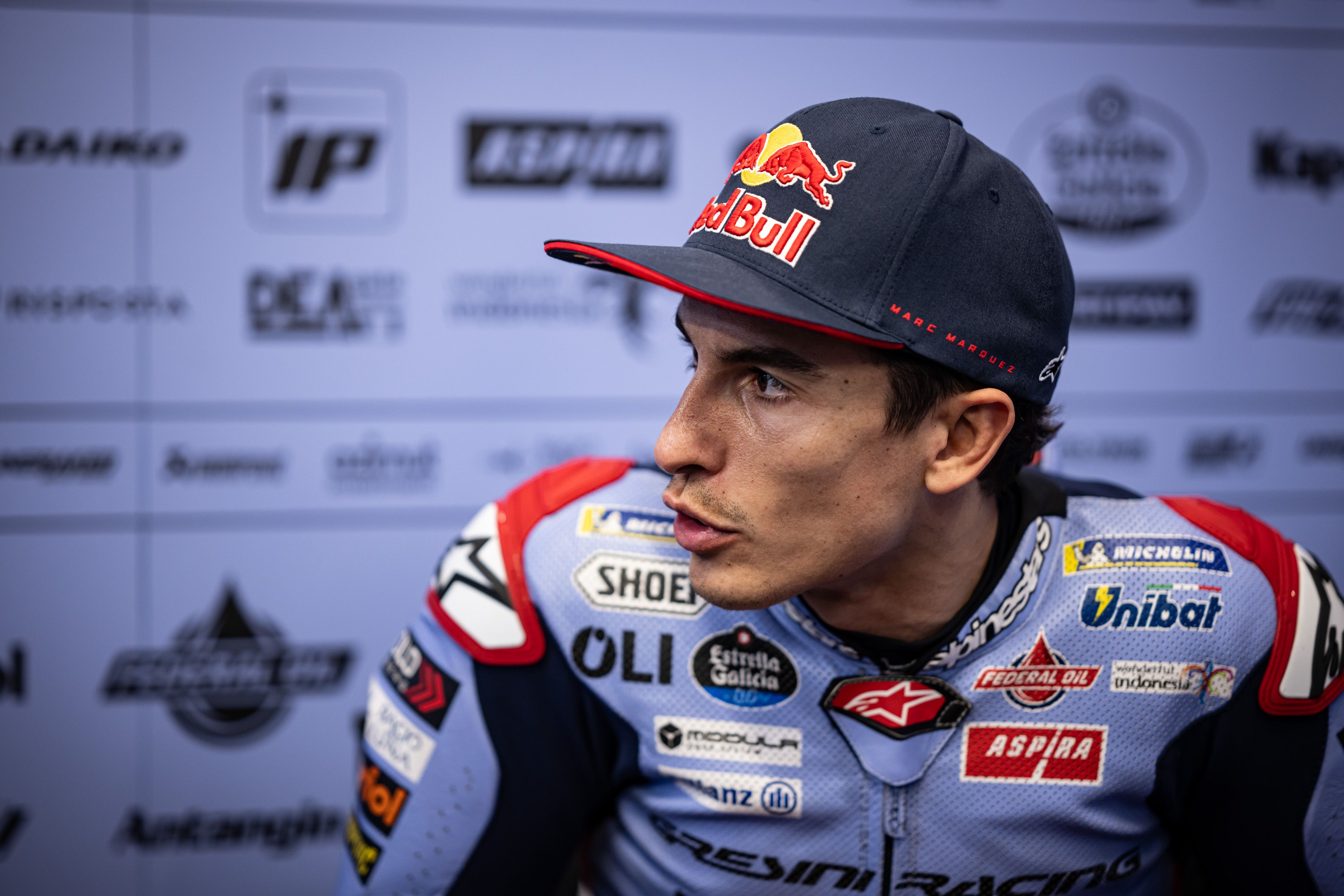 Terbukanya Marc Marquez soal keengganan pindah ke Pramac Racing di MotoGP 2025 membuat Ducati semakin pusing.