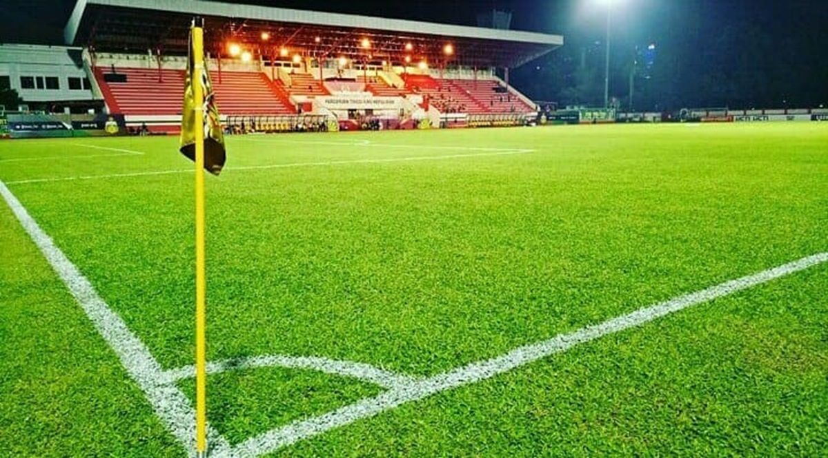 Salah satu sudut lapangan Stadion PTIK Jakarta (Instagram @stadionptikjakarta)