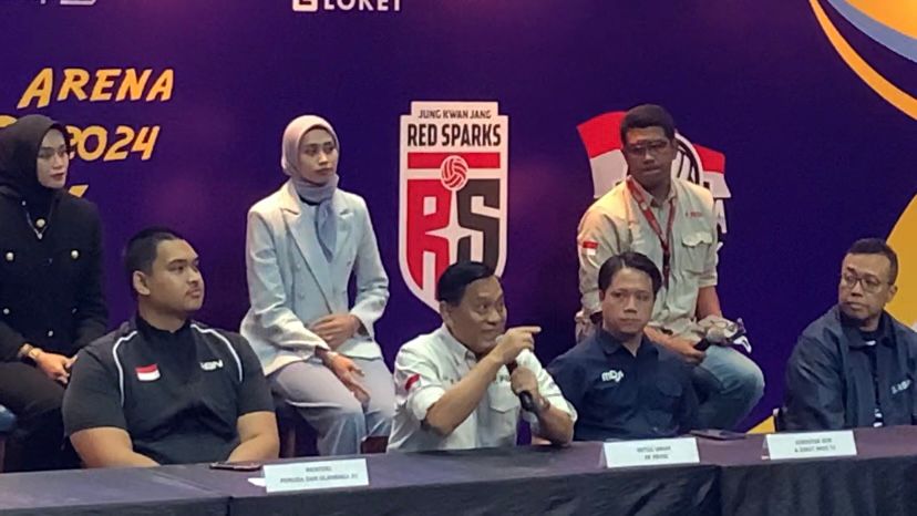 Ketua Umum PBVSI, Imam Sudjarwo pada Konferensi Pers Fun Volleyball Indonesia All Star vs Red Sparks @The H Club SCBD Jakarta Selatan 22/3/2024