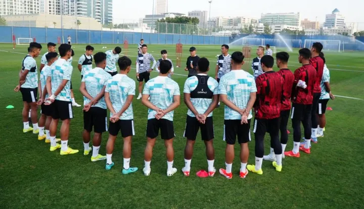 Para pemain Timnas Indonesia U-23 sedang melakoni sesi latihan di Dubai jelang Piala Aisa U-23 2024/foto: PSSI.