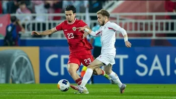 Nathan Tjoe Balik ke Heerenveen Usai Membantu Timnas Indonesia U-23 Lolos ke Perempatfinal Piala Asia U-23 - Nathan Tjoe-A-On resmi menjadi pemain Indonesia pertama yang main di kasta kedua Inggris, Championship, pasca debut bersama Swansea City.