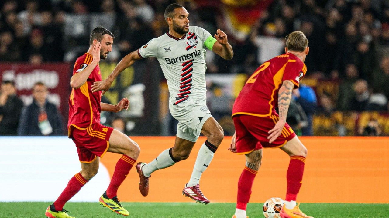 Bayer Leverkusen menangi laga melawan AS Roma di leg pertama semifinal Liga Europa/Sumber X @bayer04_EN