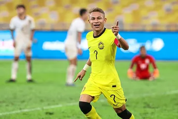 Kabar buruk datang dari pesepakbola Malaysia, Faisal Halim, yang tempo hari menjadi korban penyiraman air keras.