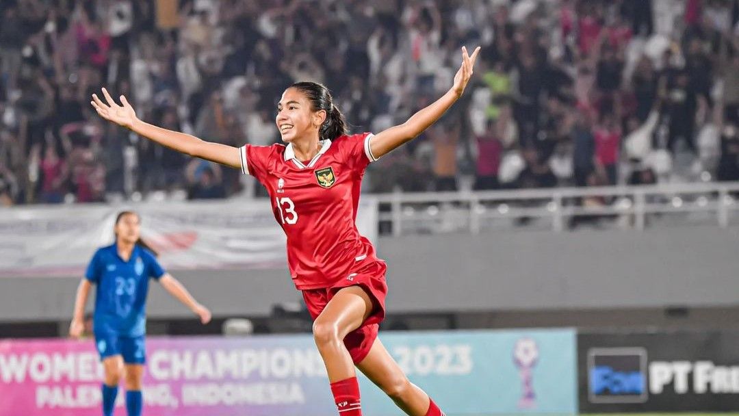 Aksi Claudia Scheunemann di Piala Asia U-17 Wanita 2024 bersama timnas Indonesia U-17 putri menjaring banyak perhatian.