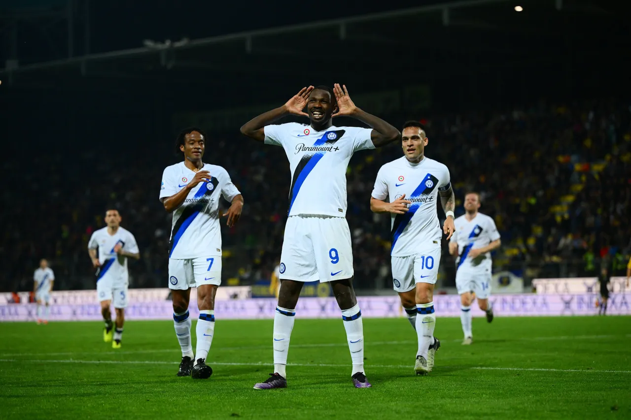 Statistik Frosinone vs Inter Milan: Pesta 5 Gol Sang Juara di Casaleno