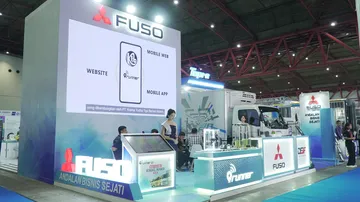 Mitsubishi Fuso Meriahkan Indonesia Cold Chain Expo 2024