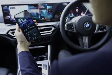 Ada Apa di Teknologi Terbaru BMW Connected Drive?