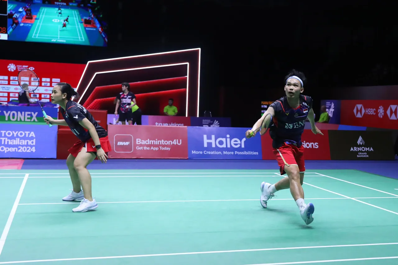 Rinov Rivaldy/Pitha Haningtyas Mentari Tumbang di Semifinal Thailand Open 2024