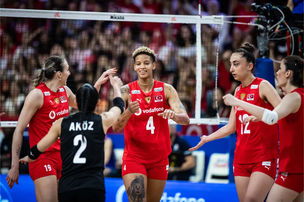 Link Live Streaming VNL 2024 Putri: Turki vs Thailand, Pukul 16.00 WIB