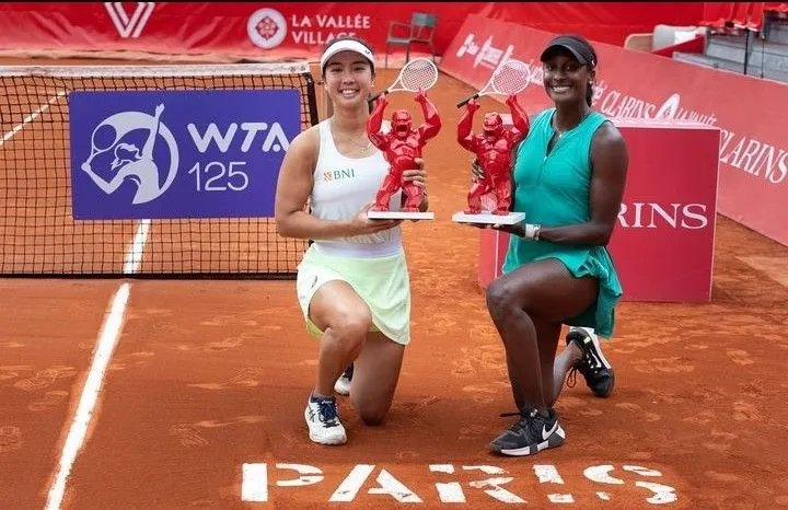 Aldila Sutjiadi dan duet barunya, Asia Muhammad/foto: WTA.