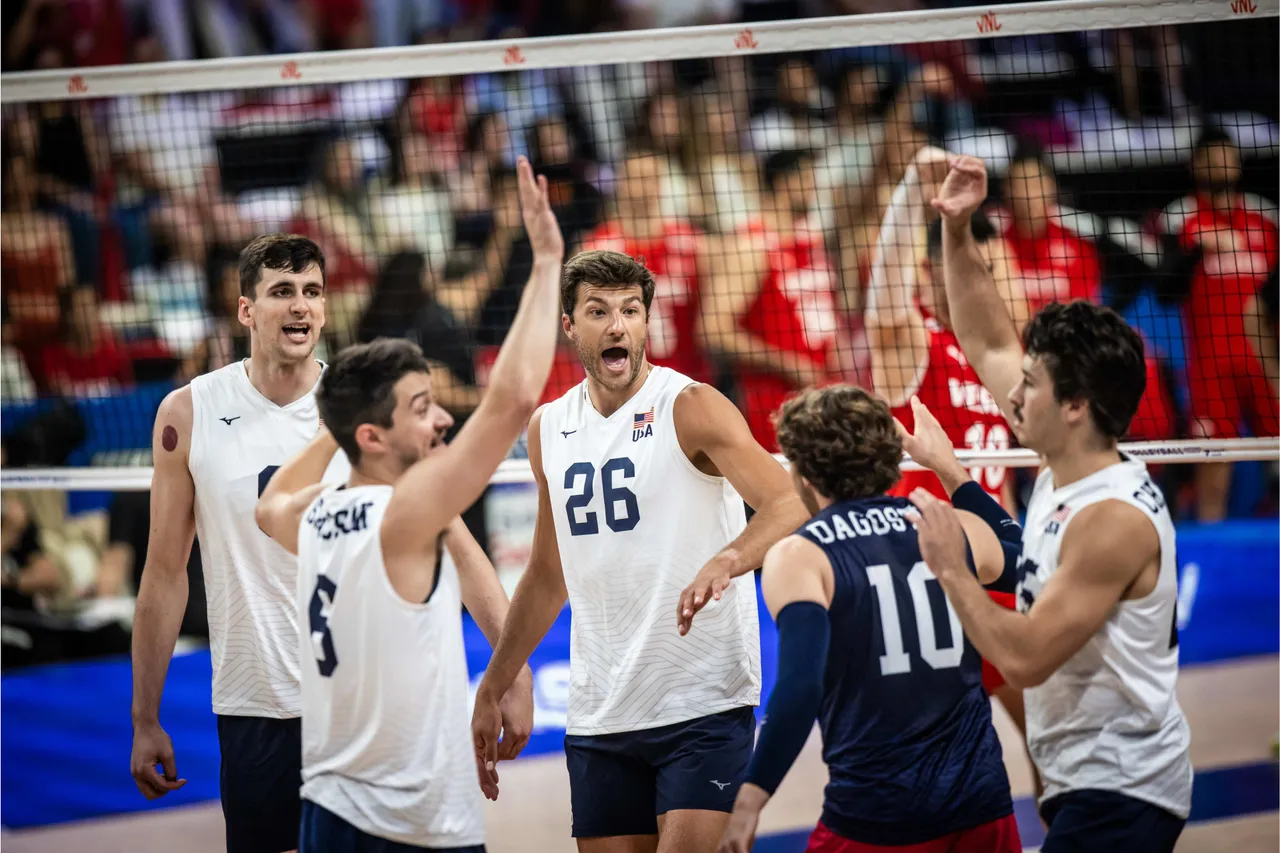 turki vs amerika serikat di VNL 2024 (volleyballworld.com).jpg