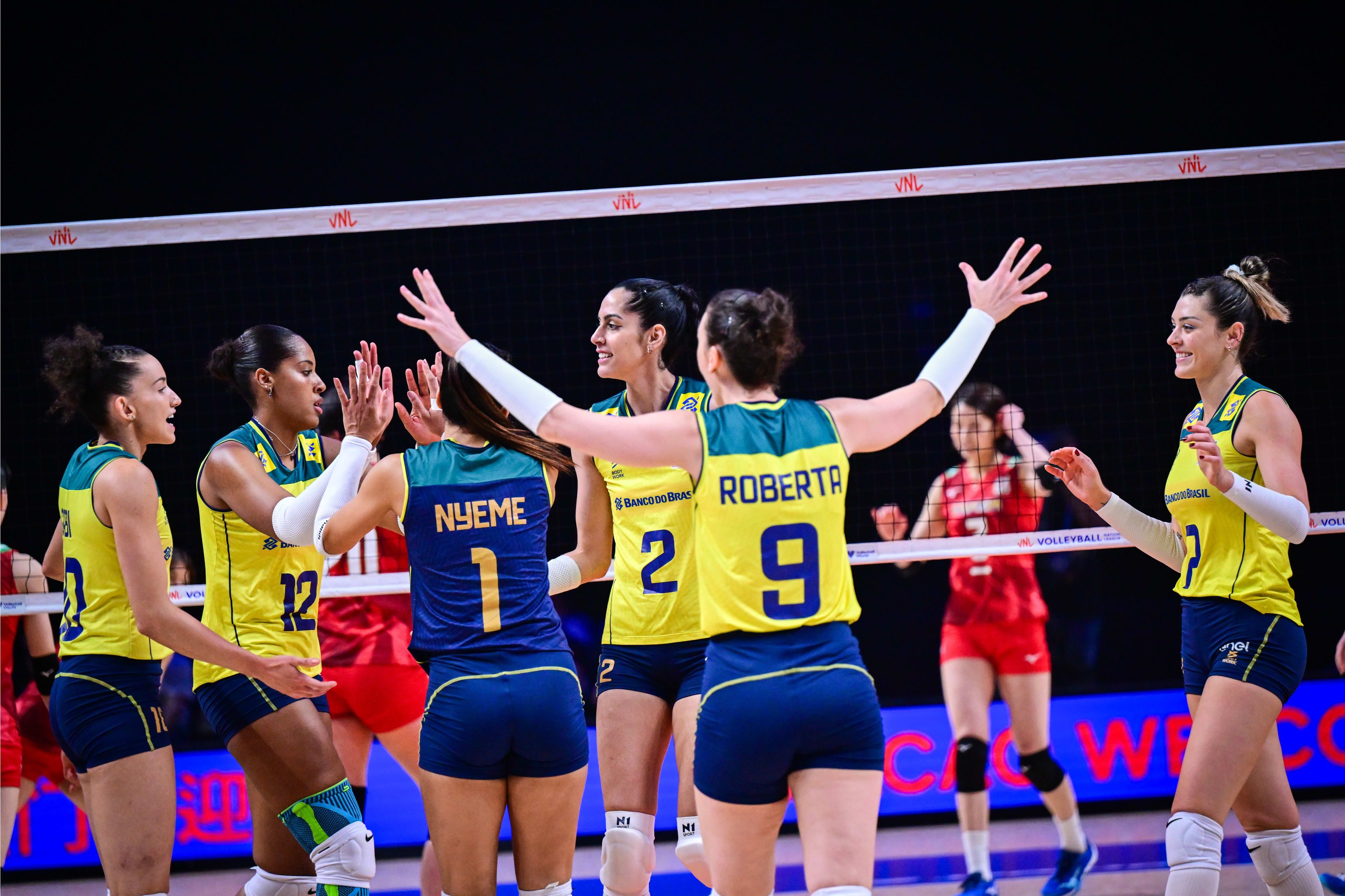 Brasil membuka pekan kedua Volleyball Nations League (VNL) 2024 Putri dengan kemenangan atas Jepang pada Selasa (28/5/2024) malam WIB.