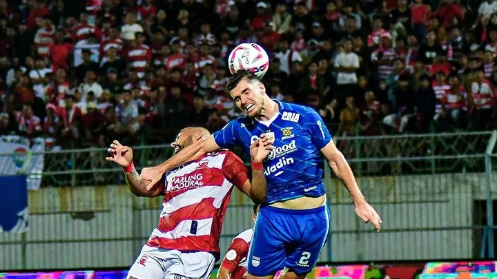 Persib Bandung vs Madura United