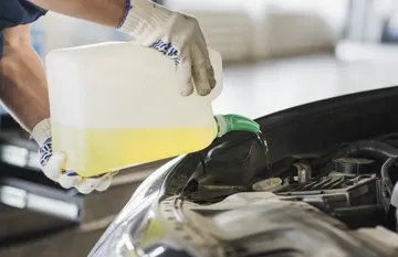 Apa Pentingnya Menggunakan Radiator Coolant?