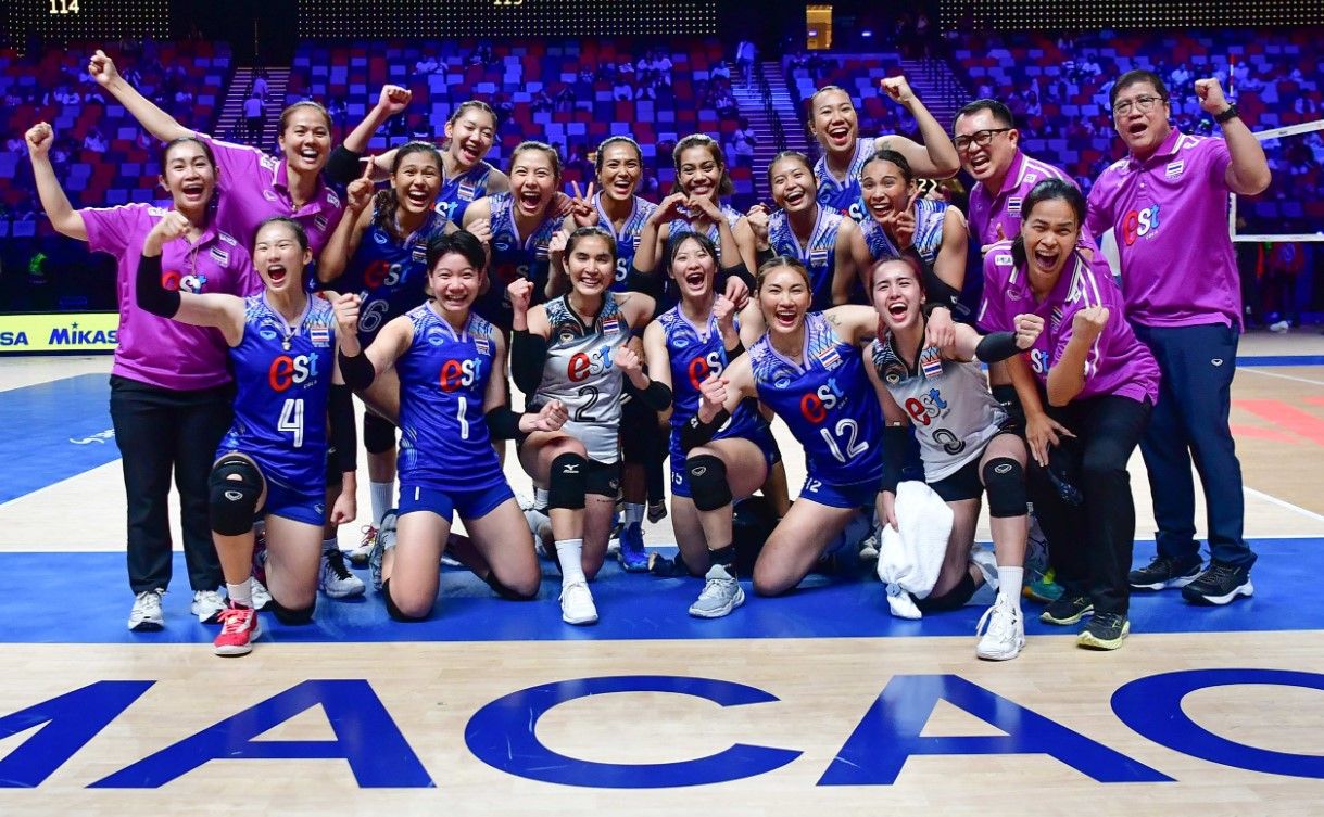 Thailand menghadapi Prancis di pekan kedua VNL 2024 putri, Jumat (31/5/2024)/foto: Volleyball World.