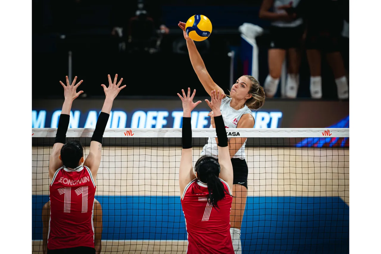  Kanada kembali ke jalur kemenangan dalam ajang Volleyball Nations League (VNL) 2024 Putri saat jumpa Korea Selatan pada Minggu (2/6/2024) malam WIB.