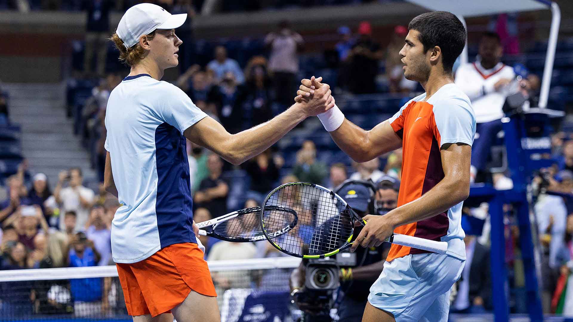 Jannik Sinner vs Carlos Alcaraz di Semifinal French Open 2024