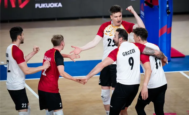 Jerman meraih kemenangan dramatis atas Turki di pekan kedua VNL 2024 putra, Minggu (9/6/2024)/foto: Volleyball World.