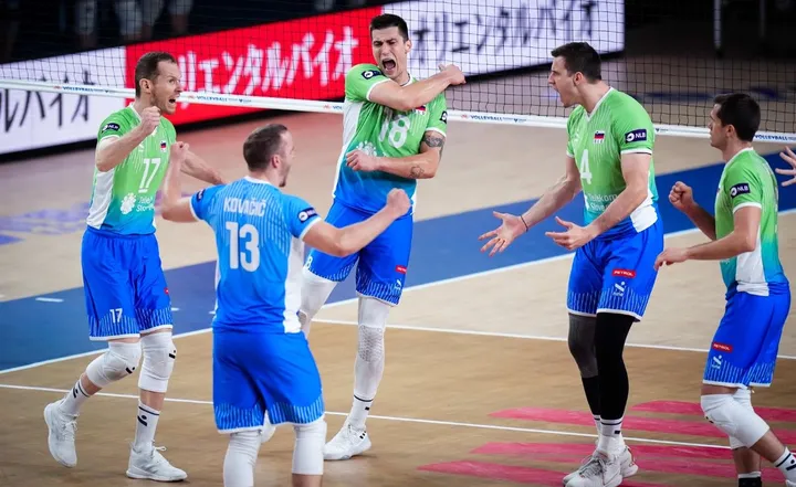 Slovenia menang tiga set langsung atas Bulgaria di laga penutup pekan kedua VNL 2024, Minggu (9/6/2024)/foto: Volleyball World.