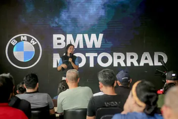 BMW Motorrad Indonesia Serah Terima 34 Unit BMW G 310
