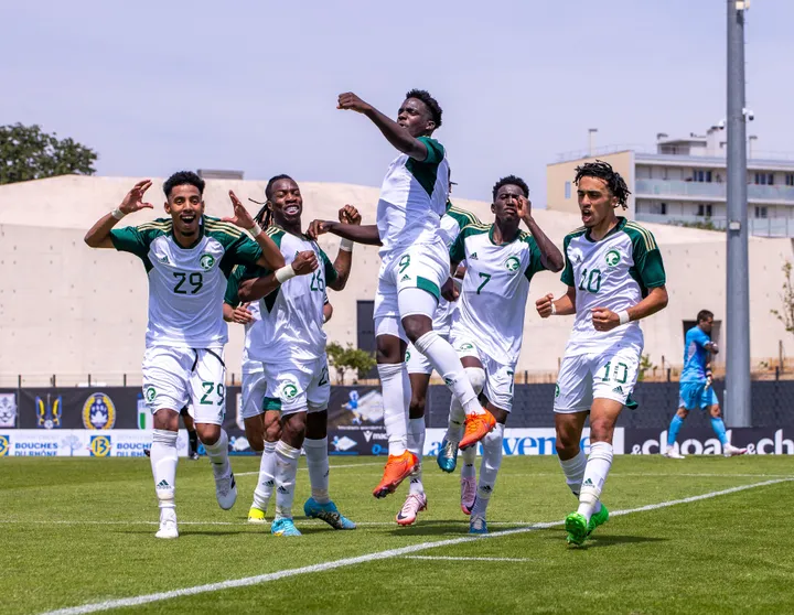 Pantai Gading gagal menyapu bersih semua laga Grup A Toulon Cup 2024 mereka dengan kemenangan usai digebuk Arab Saudi 0-1 pada Selasa (11/6/2024) malam WIB.