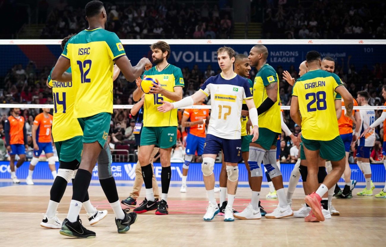 Brasil menang 3-1 atas Belanda di laga pertama pekan ketiga VNL 2024 putra, Selasa (18/6/2024)/foto: Volleyball World.