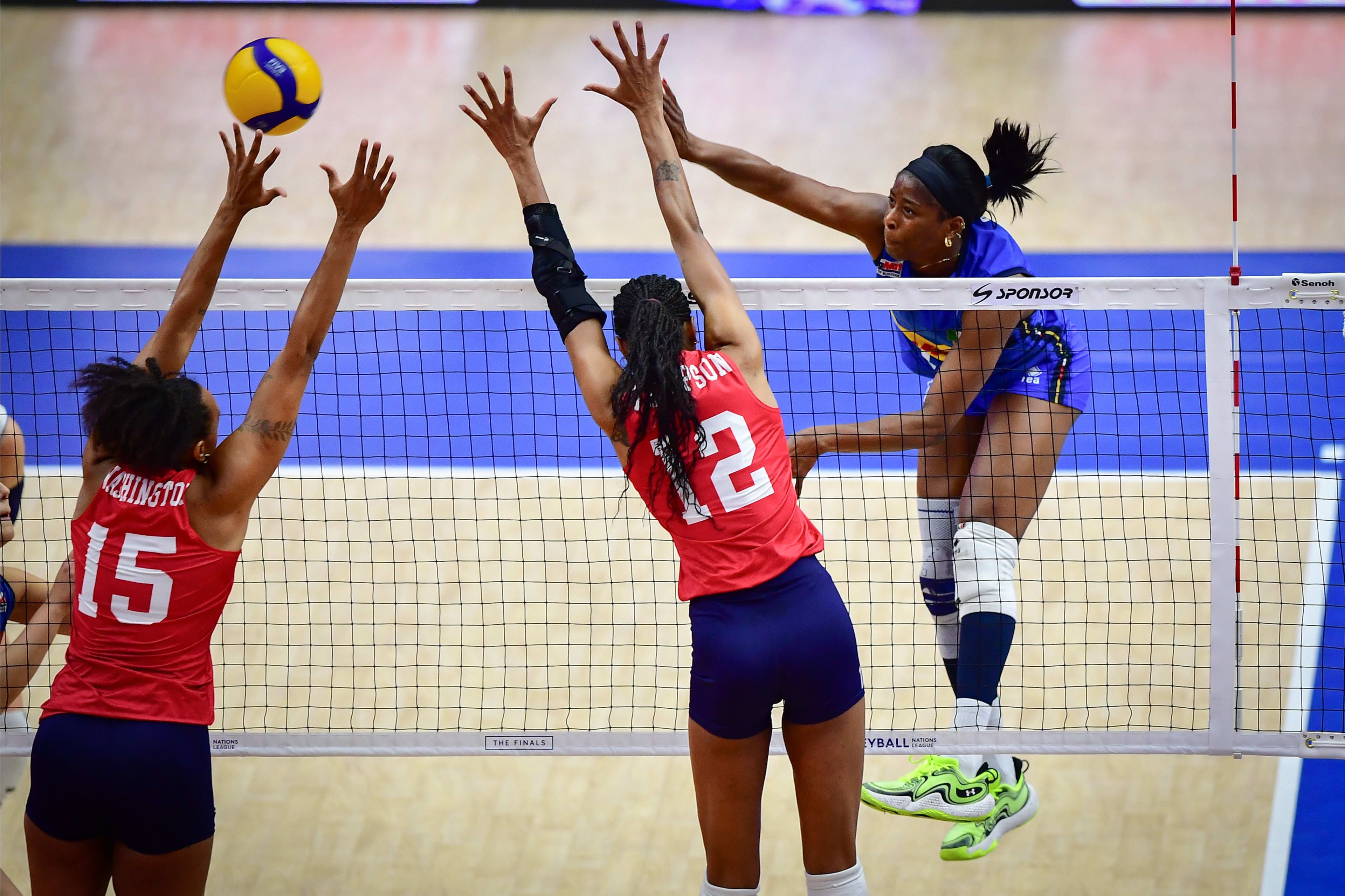 Italia Melaju ke Semifinal VNL 2024 Putri