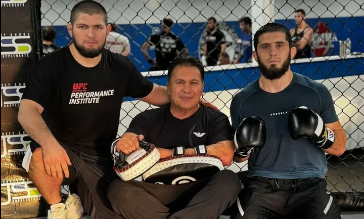 Khabib Nurmagomedov berlatih bersama Islam Makachev/foto: IG Khabib Nurmagomedov.