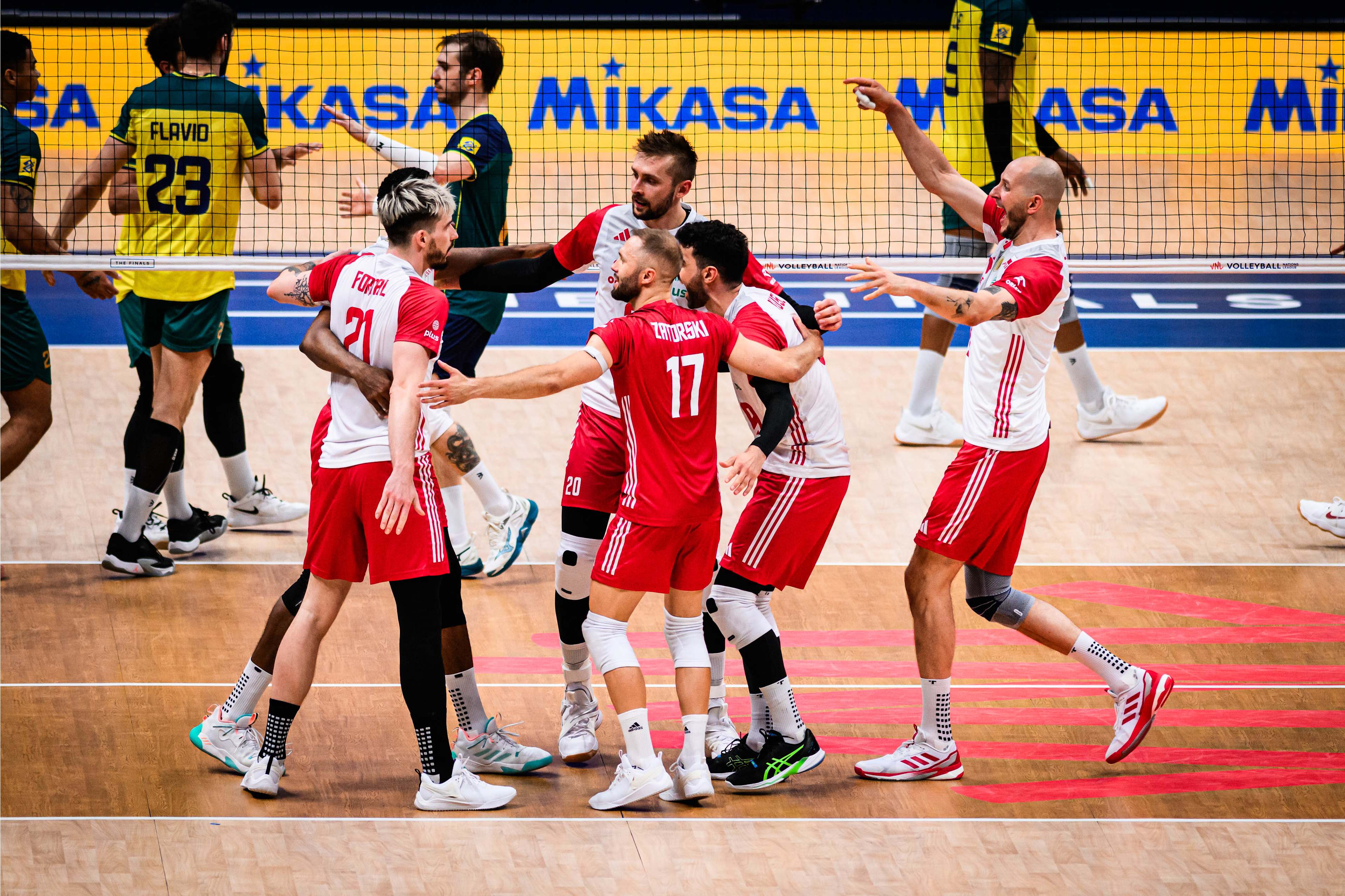 Polandia kalahkan Brasil di perempat final VNL 2024 putra/Sumber volleyballworld.com