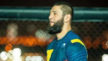 Khamzat Chimaev Isyaratkan Comeback di UFC, Kapan?