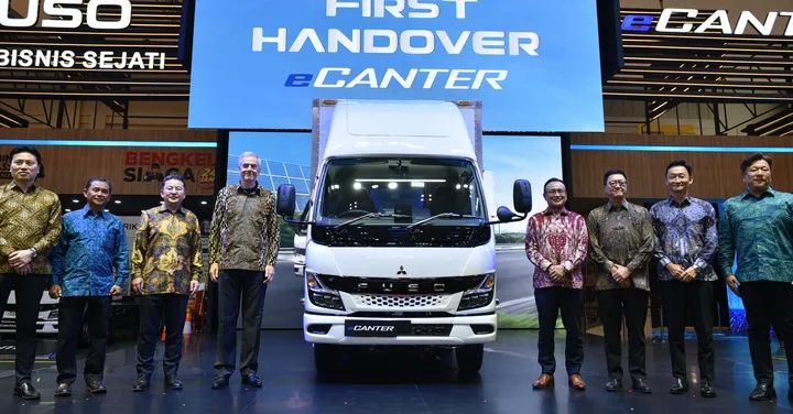 Mitsubishi Fuso eCanter YLI - Dok KTB