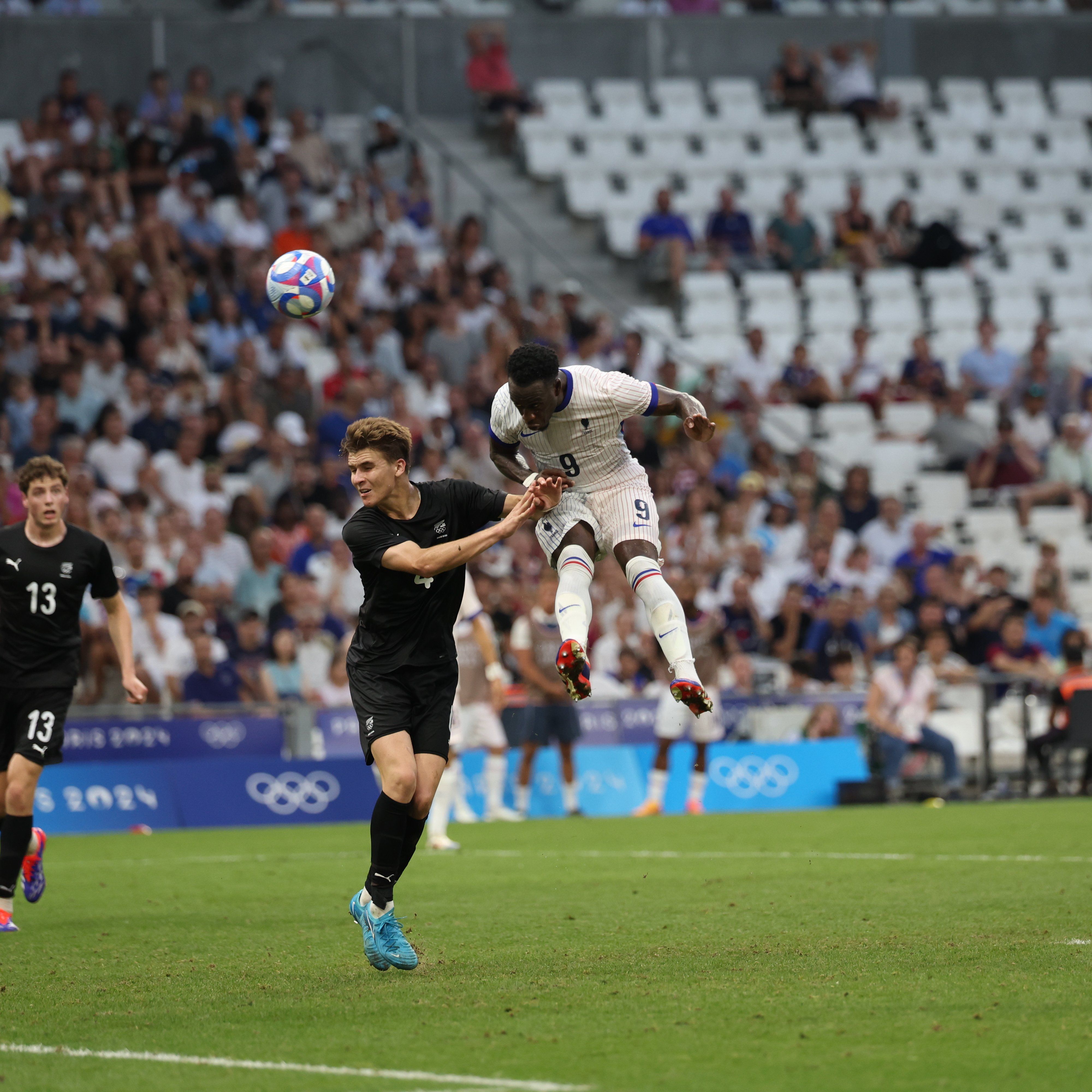 Berikut adalah rekap hasil cabor sepakbola putra antara Selandia Baru vs Prancis dan Amerika Serikat vs Guinea yang digelar pada Selasa (30/7/2024) malam WIB.