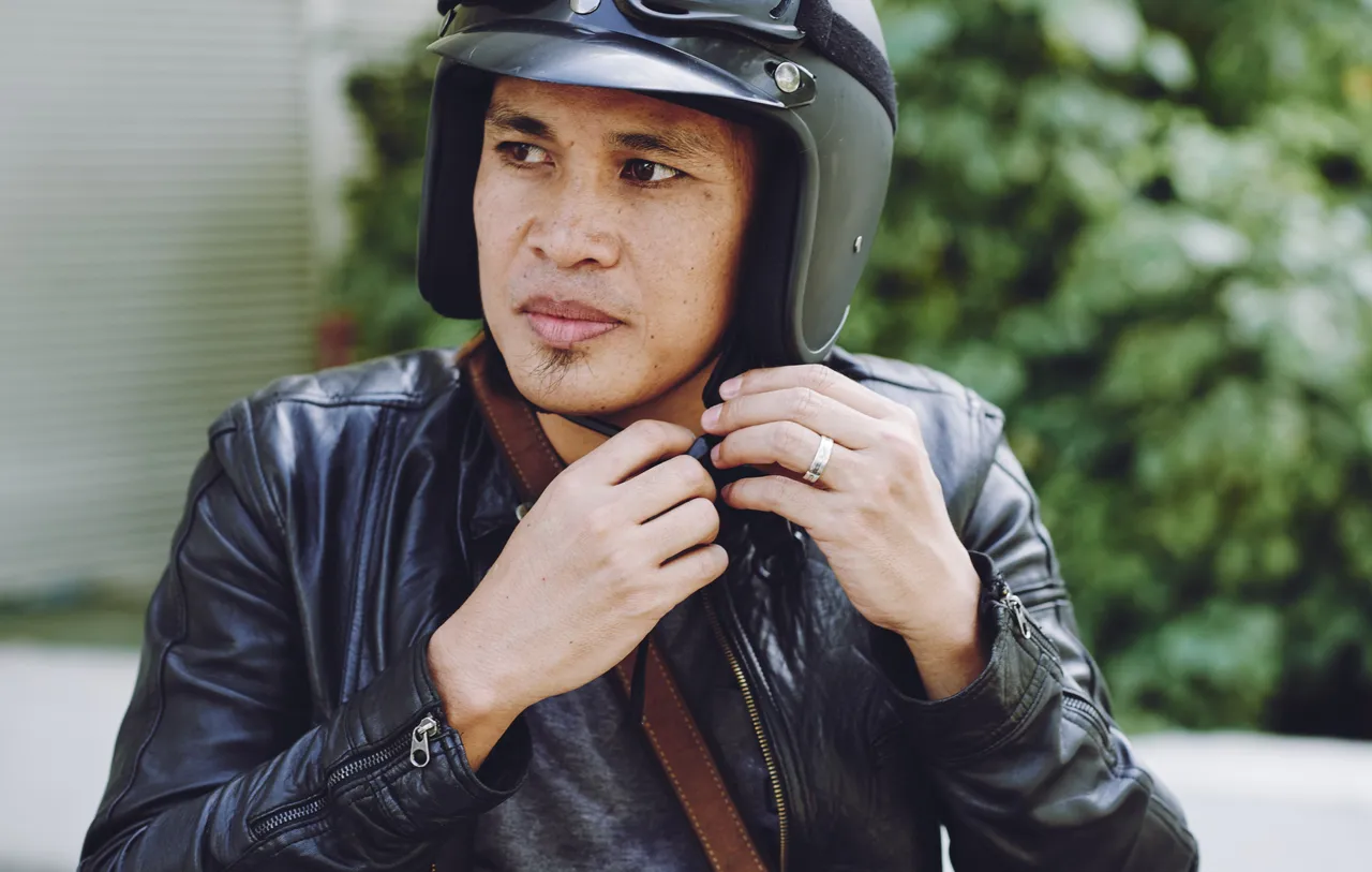 8 Langkah dalam Memilih Helm Harian yang Tepat