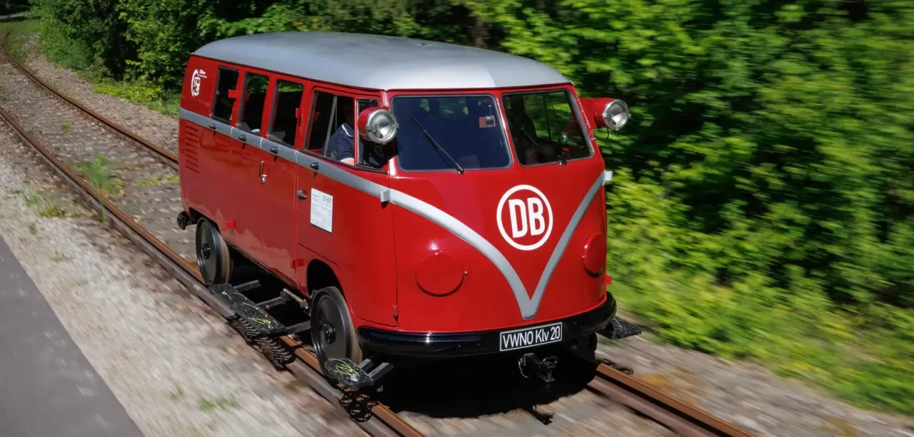 Ini Dia... VW Kombi tanpa Setir Keluaran 1962