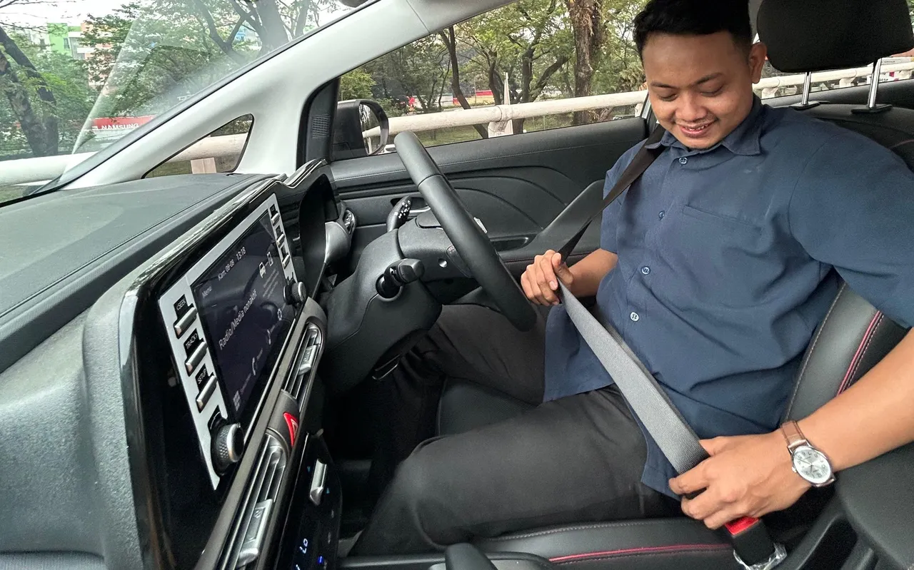 Pre-Tensioner Safety Belt - Hyundai GOWA