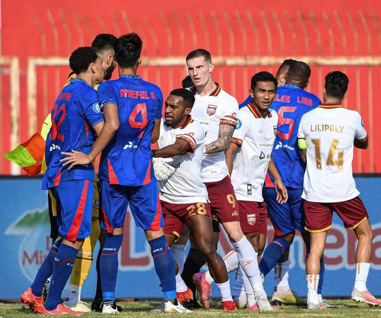 Hasil Liga 1 Arema FC vs Borneo FC: Singo Edan Diterkam Pesut Etam