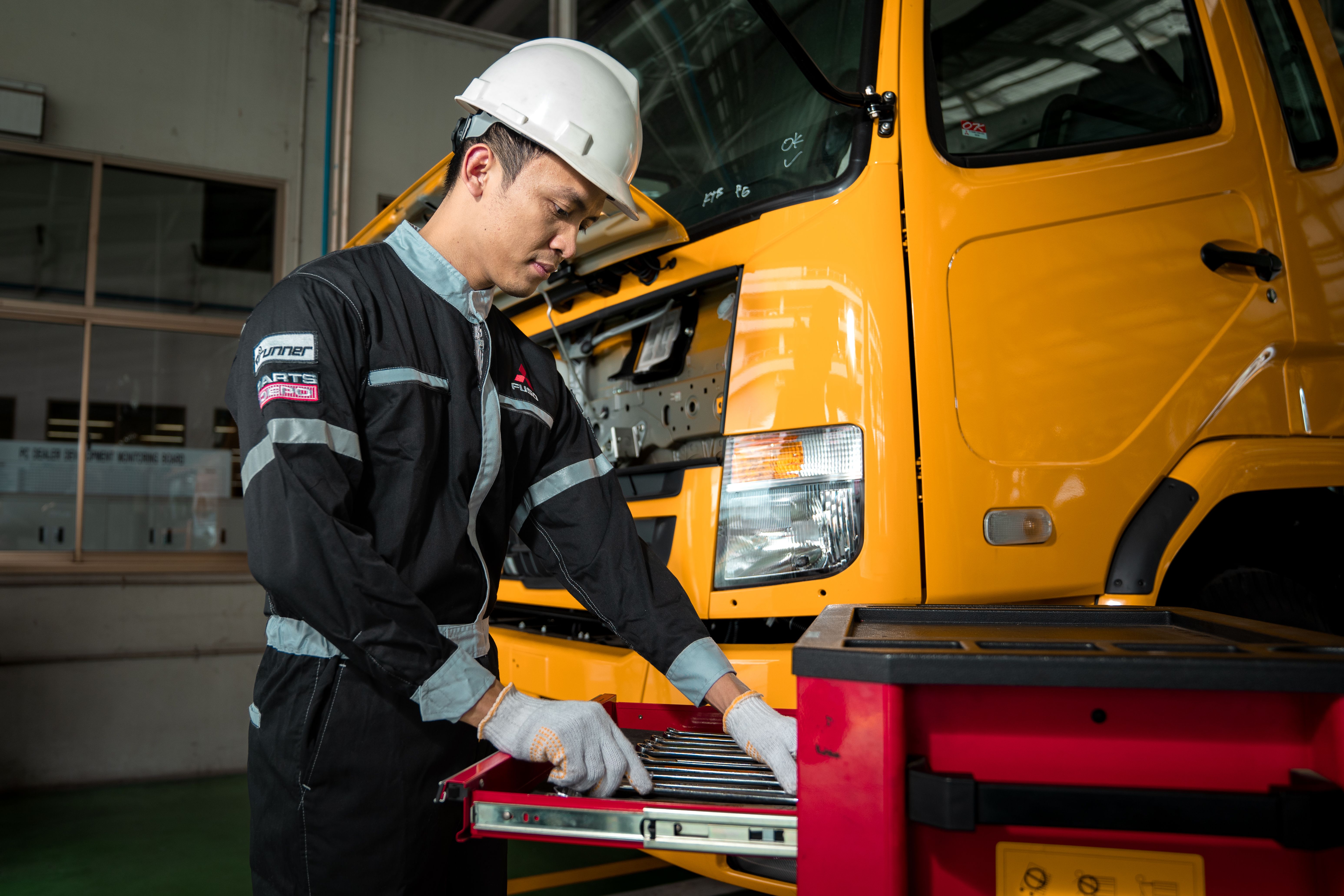 Layanan Purnajual FUSO - Dok KTB