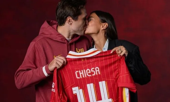 Istri Federico Chiesa Balas Cacian Fans Man United dengan Unggah ini